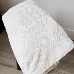 TEMPUR-PEDIC FULL SIZE White Mattress Protector 54" x 75"